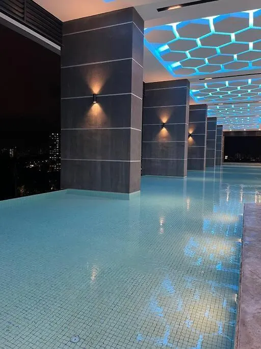500Mbps High Speed Wifi With Cozy Staycation City View Kuala Lumpur Apartment