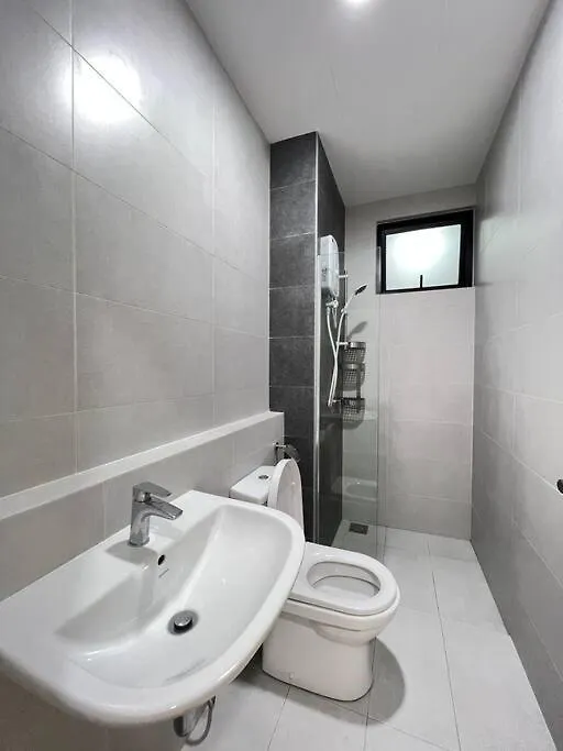 500Mbps High Speed Wifi With Cozy Staycation City View Kuala Lumpur